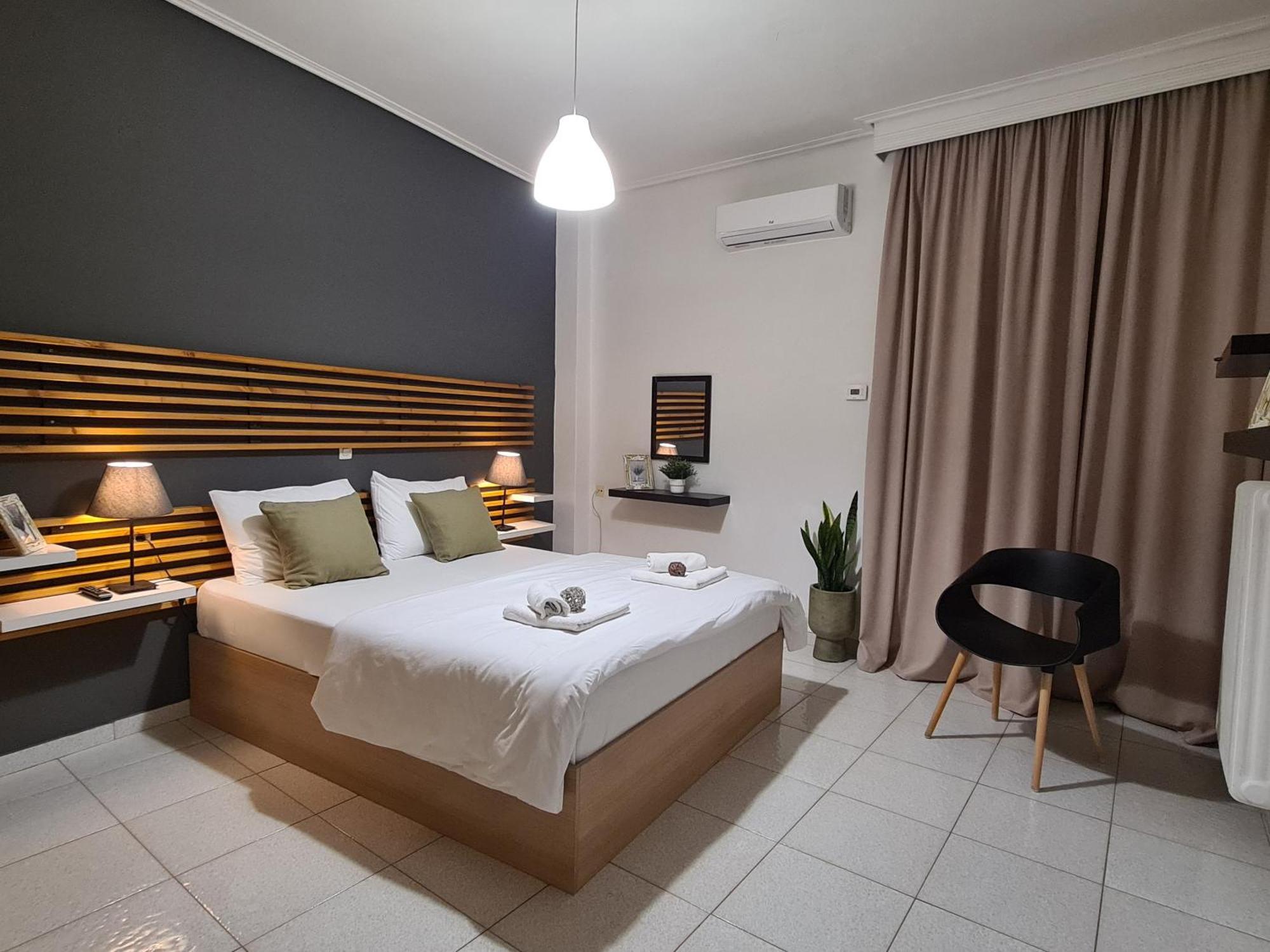 Apartment In The Heart Of The City 3 Larissa Luaran gambar